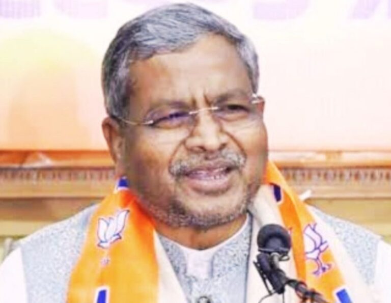 कारोबारी राधेश्याम साहू पर गोलीबारी को लेकर बाबूलाल मरांडी बोले, खुलेआम तांडव मचा रहे हैं अपराधी