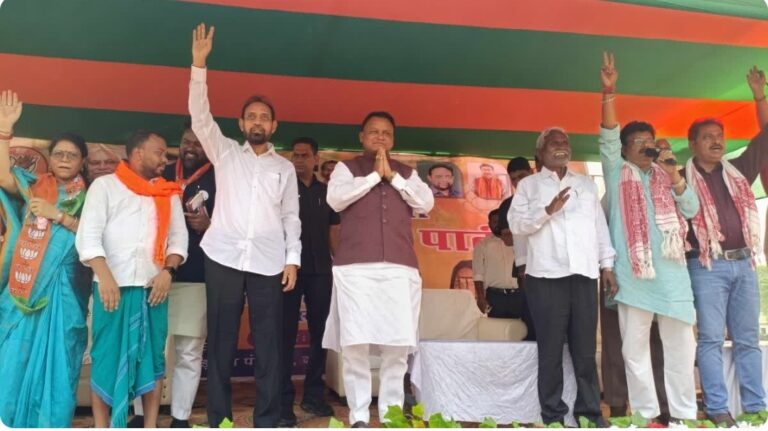 घाटशिला में ओडिशा के मुख्यमंत्री ने भरी हुंकार, कहा- झारखंड में अब परिवर्तन तय