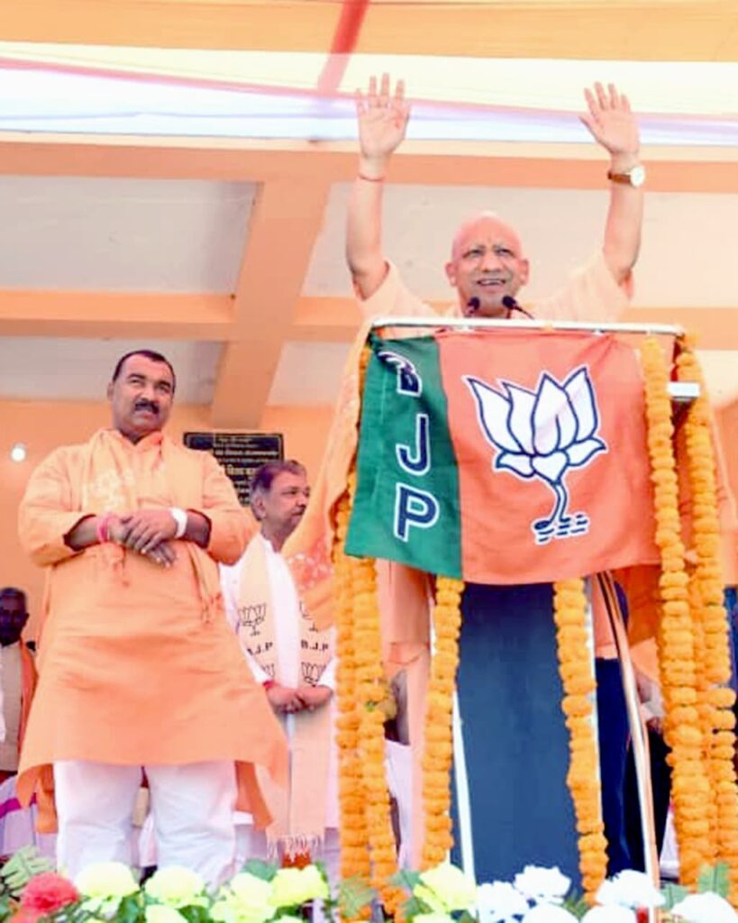 पंचर बनाने वाले बिहार में विकास को कर देंगे पंचर : योगी