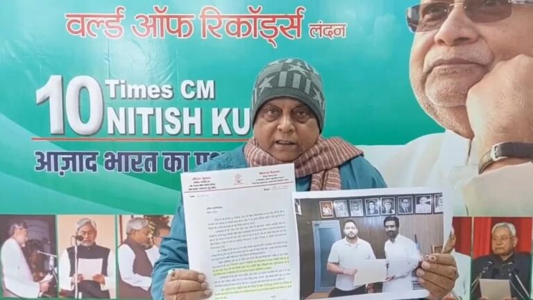 तेजस्वी यादव हिस्ट्रीशीटर के साथ विदेश घूम रहे, JDU ने डीजीपी से की रमीज की शिकायत