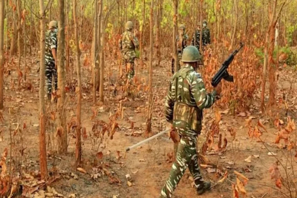 छत्तीसगढ़: सुकमा के किस्ताराम जंगल में मुठभेड़, 12 नक्सली ढेर; ऑटोमैटिक हथियार बरामद