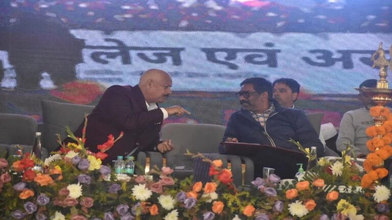 आदित्यपुर में हेमंत सोरेन ने किया नेताजी सुभाष मेडिकल कॉलेज का उद्घाटन, कहा-30 नये मेडिकल कॉलेज खुलेंगे