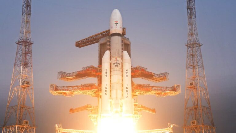 इसरो सोमवार को आठ विदेशी सहित 16 उपग्रहों को करेगा प्रक्षेपण, कल से शुरू होगा काउंटडाउन