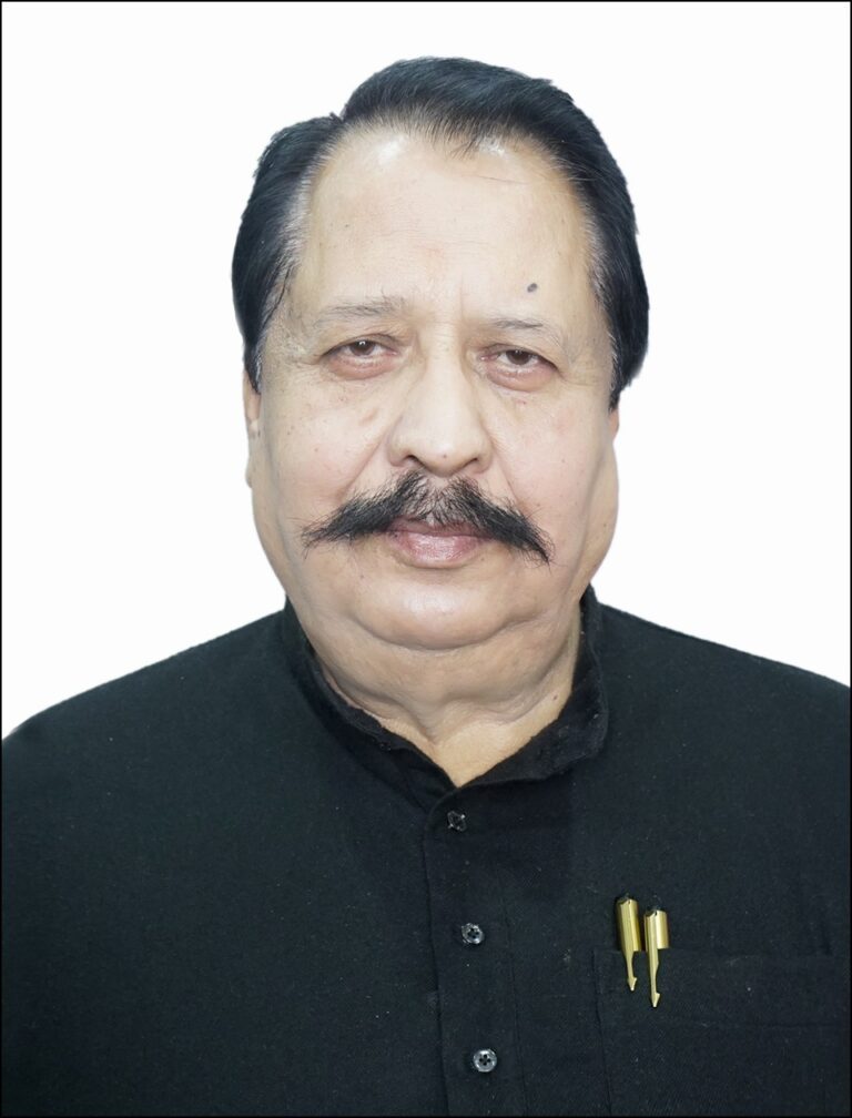 एचईसी प्रबंधन कर्मियों को एक माह का दे सकता है वेतन : लीलाधर सिंह