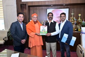 झारखंड के विकास के लिए केंद्र निभाए बड़े भाई की भूमिका :हेमंत सोरेन