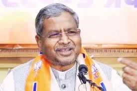 बाबूलाल मरांडी सहित 50 से अधिक लोगों पर आचार संहिता उल्लंघन का मामला दर्ज