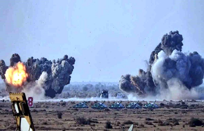 पोखरण में वायु शक्ति से थर्रा उठा पाकिस्तानी सीमा से लगा इलाका, युद्ध कौशल के जरिए दिखाई आॅपरेशन सिंदूर की झलक