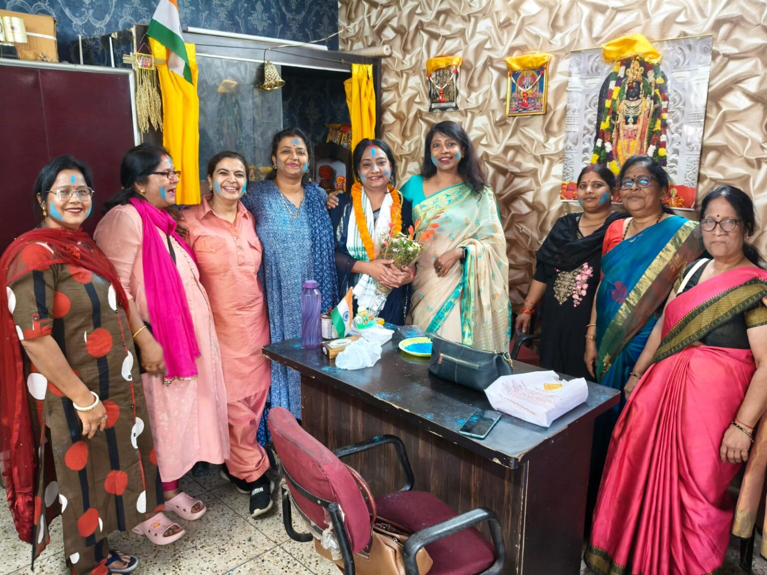 श्रीमती राज का अभिनंदन