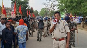 खूंटी के मुरहू में दो समुदायों के बीच पत्थरबाजी, कई पुलिसकर्मी और आम लोग घायल