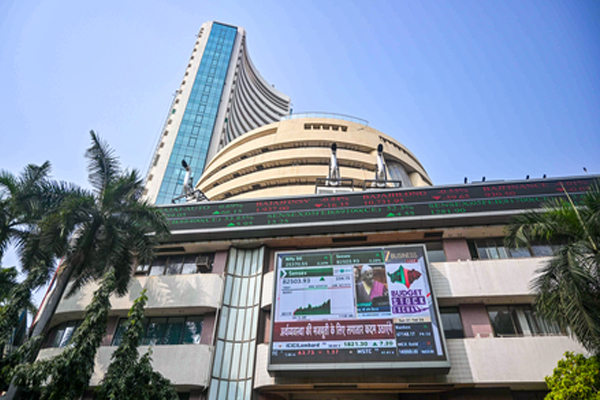 मध्य पूर्व तनाव कम होने के संकेतों के बीच शेयर बाजार में लौटी हरियाली, सेंसेक्स-निफ्टी में 2 प्रतिशत से ज्यादा की उछाल