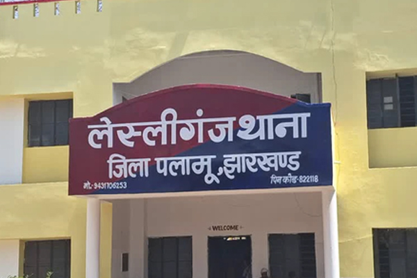 पलामू में कथित प्रेम प्रसंग से नाराज पिता ने बेटी की कुल्हाड़ी से की हत्या