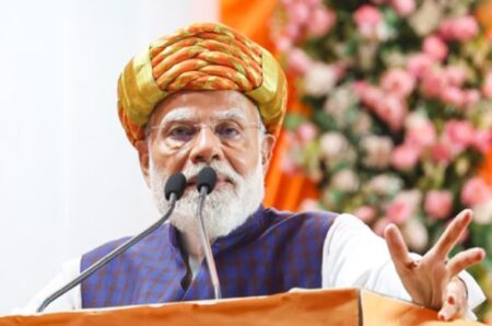 युवा साथियों के उज्ज्वल भविष्य और सशक्तीकरण के लिए हमारी प्रतिबद्धता अटूट : मोदी