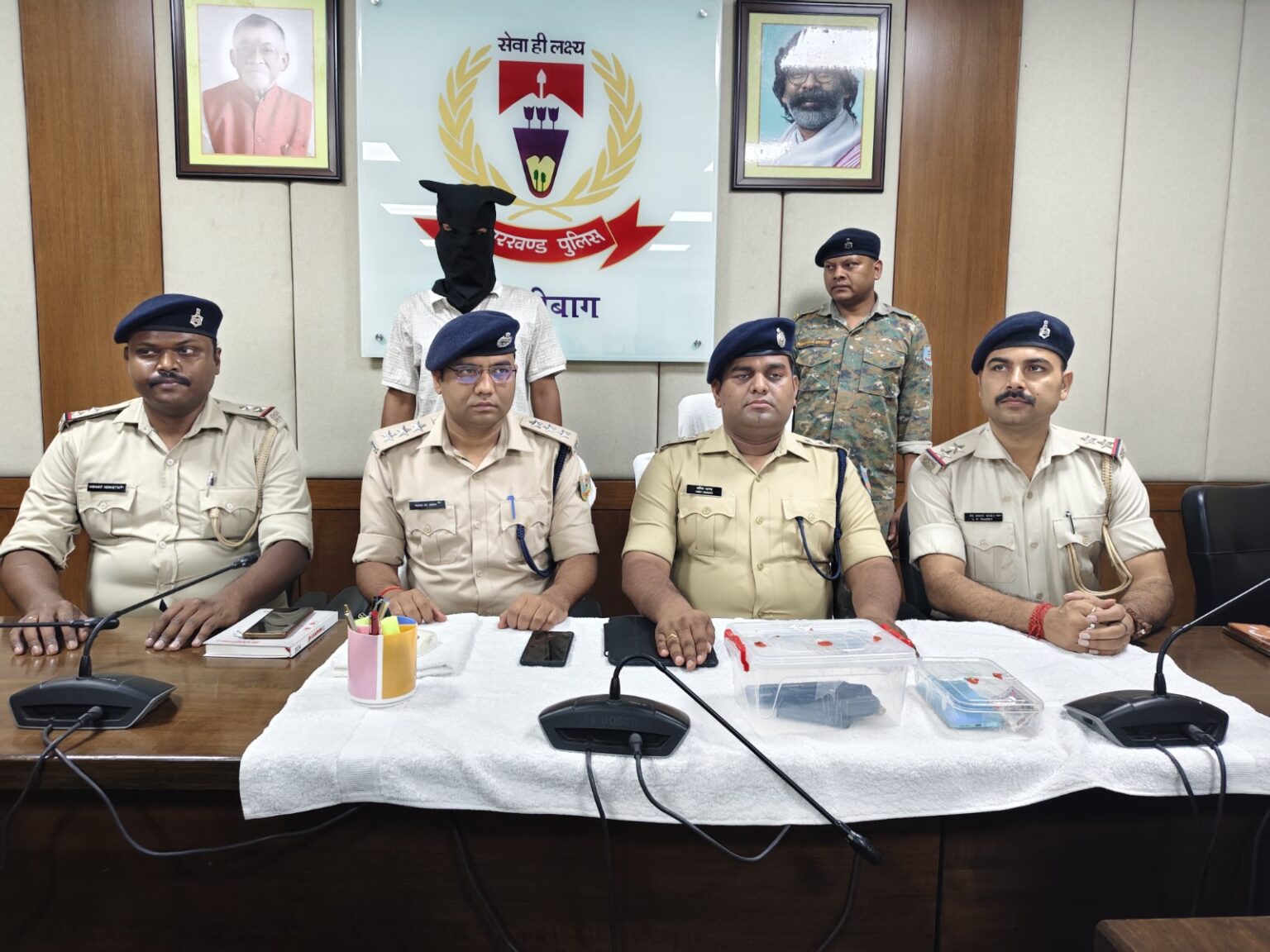 हजारीबाग में कुख्यात राहुल दुबे गैंग का एक सक्रिय सदस्य गिरफ्तार, हथियार बरामद