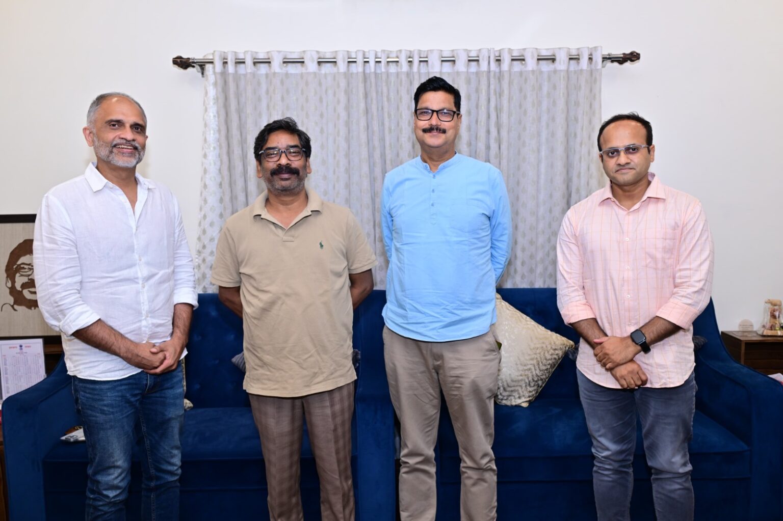 हेमंत सोरेन से मिले अजीम प्रेमजी फाउंडेशन के सीईओ, कई मुददों पर हुई चर्चा