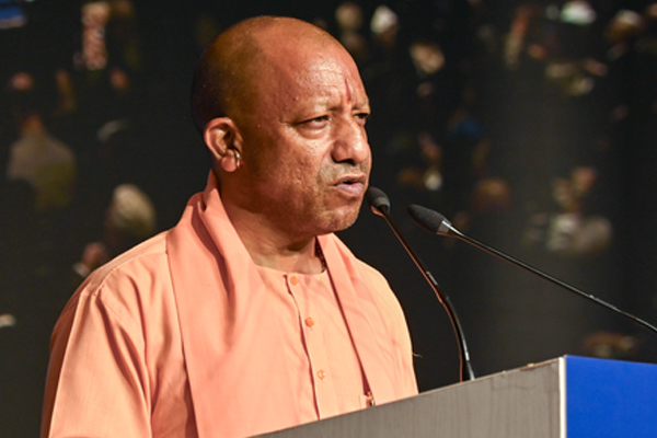 बेटी तो बेटी होती है, तुरंत FIR दर्ज कराओ’.. अखिलेश की पुत्री पर सोशल मीडिया टिप्पणी पर भड़के योगी