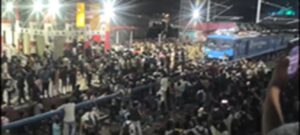 पाटलिपुत्र स्टेशन पर छात्रों का हंगामा, परीक्षा स्पेशल ट्रेन में की तोड़फोड़; पुलिस ने की हवाई फायरिंग
