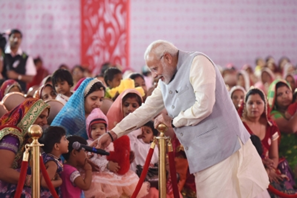 भारत की नारीशक्ति राष्ट्र निर्माण की आधारशिला’, प्रधानमंत्री मोदी ने गिनाईं 12 साल की उपलब्धियां