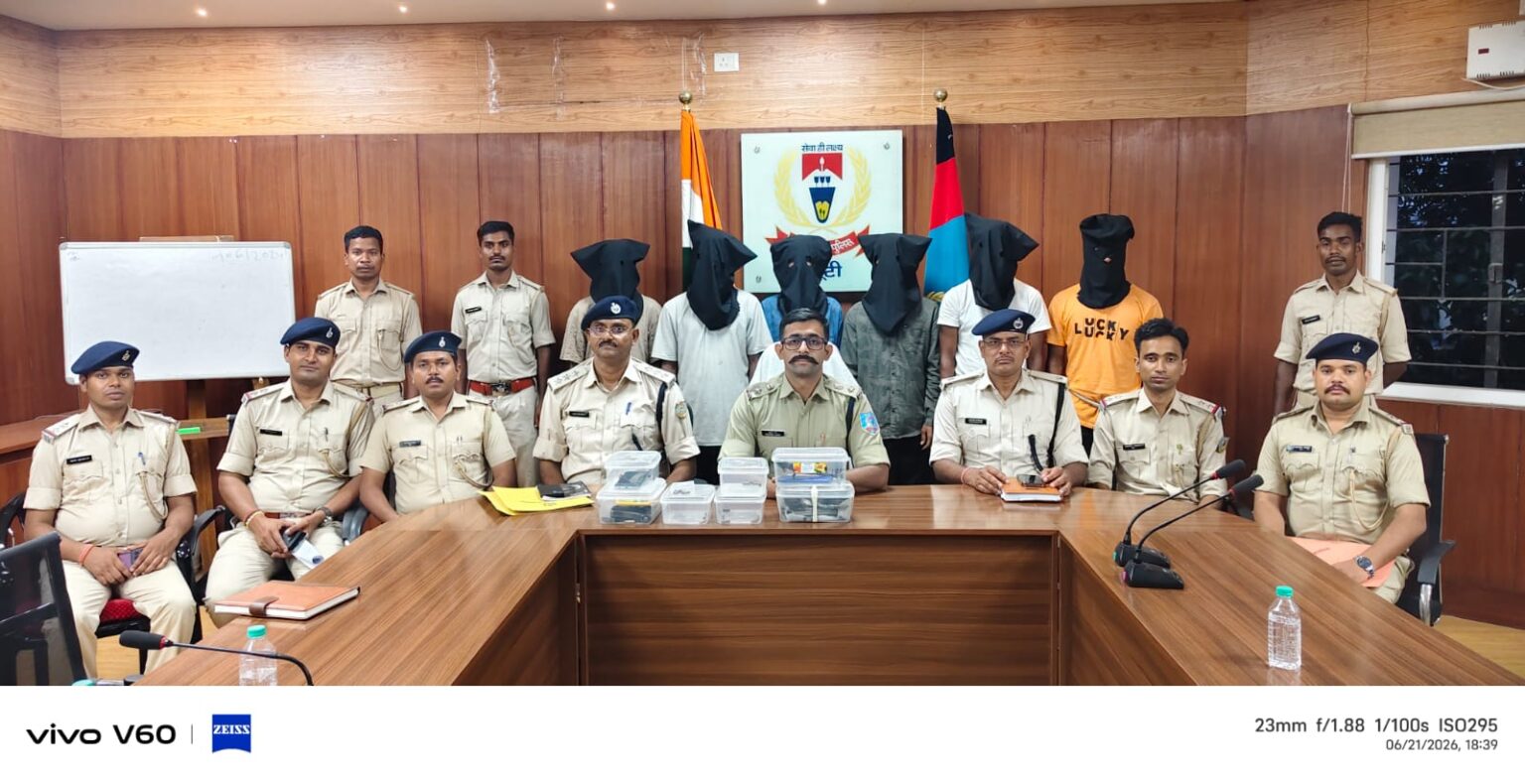 पुलिस-पीएलएफआई में मुठभेड़, एरिया कमांडर सहित सात उग्रवादी गिरफ्तार, खूंटी पुलिस को मिली बड़ी कामयाबी