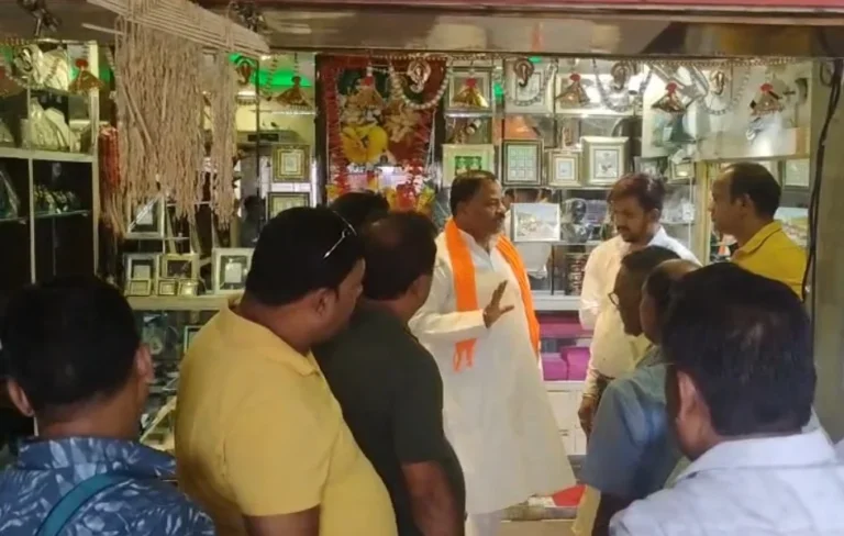 बीआईटी मेसरा में ज्वेलरी दुकान का ताला काटकर 65 लाख की चोरी, CCTV में पूरी वारदात कैद