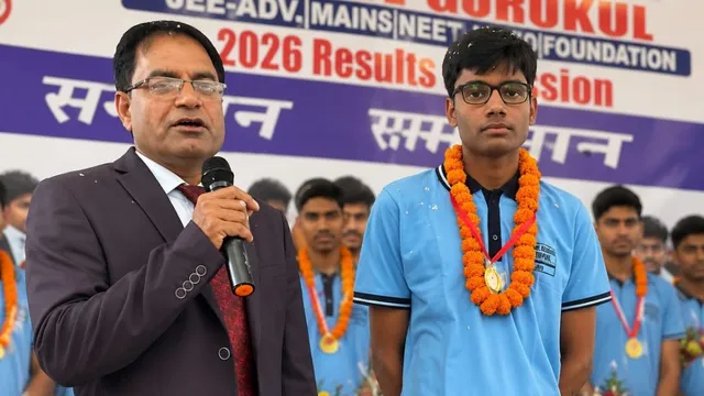 पिता की गयाजी में हार्डवेयर की दुकान और बेटा बन गया जेईई एडवांस्ड का टॉपर