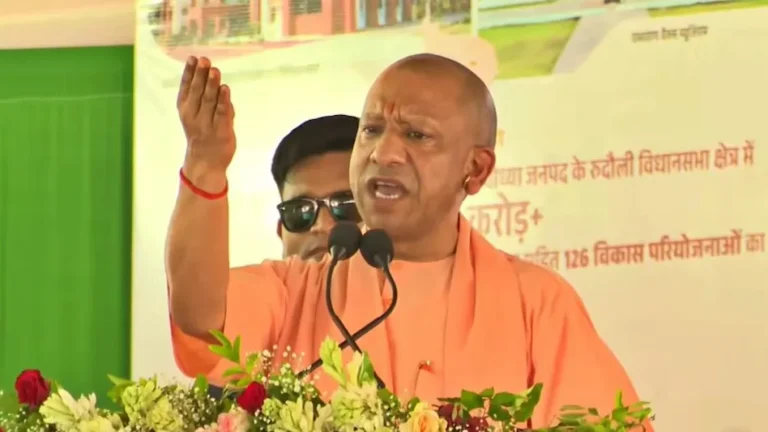 SIT जांच से सब साफ हो जाएगा, राम भक्तों पर गोली चलाने वाले उपदेश ना दें , चंदा चोरी पर अयोध्या में बोले योगी