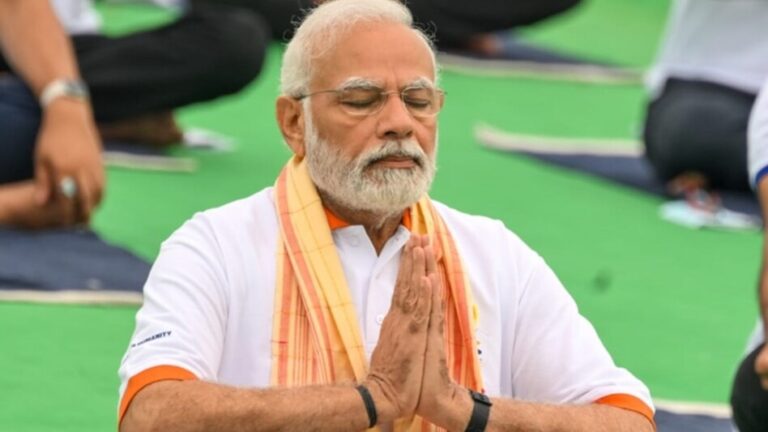 योग को अपनी दिनचर्या में शामिल करें, पीएम मोदी का ‘सुभाषितम’ संदेश