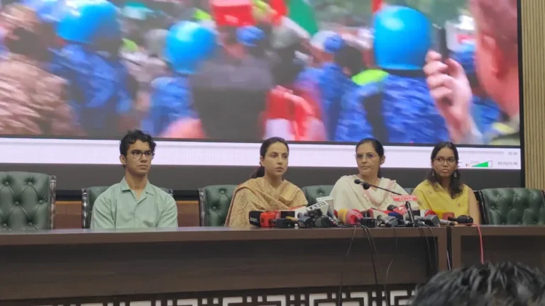 पापा घर आए तो यूनिफॉर्म खून से लाल थी, CJP प्रोटेस्ट में घायल पुलिसकर्मियों के परिजनों की आपबीती, देखें वीडियो