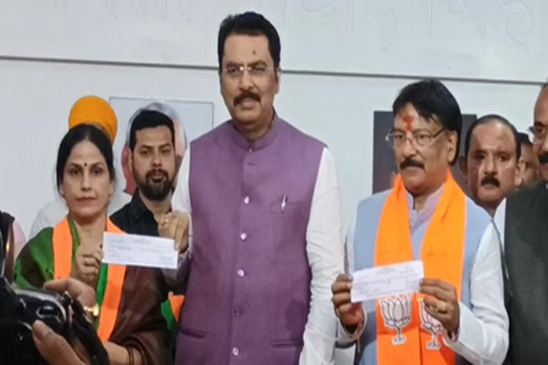 प्रशांत किशोर को बड़ा झटका, केसी सिन्हा समेत कई नेता BJP में शामिल