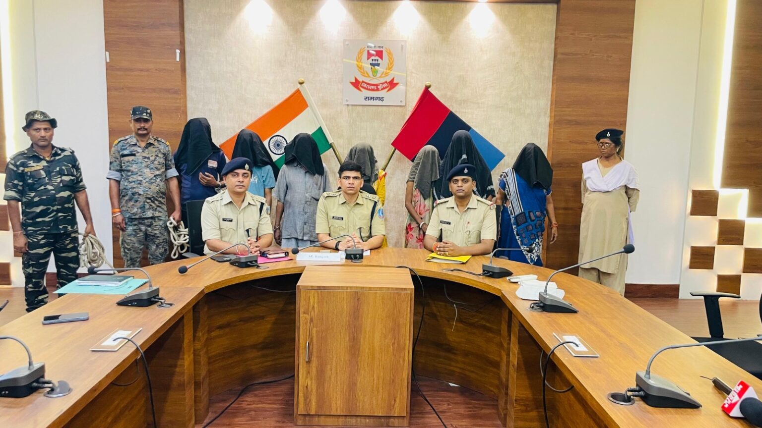 सब रजिस्ट्रार हत्या मामले में आठ गिरफ्तार, बालेश्वर पटेल को पीट-पीट कर मार डाला था