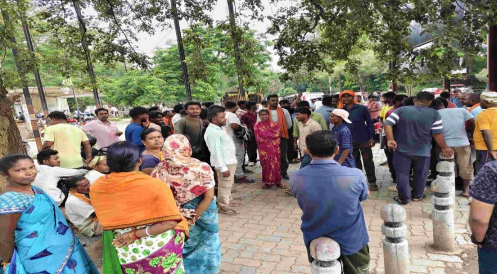 40 वर्षों से लगने वाला मोरहाबादी का साप्ताहिक बाजार बंद, सब्जी विक्रेताओं ने आंदोलन की दी चेतावनी