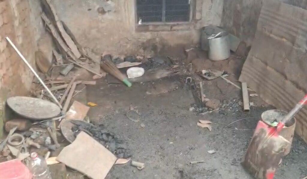 अवैध मिनी गन फैक्ट्री का भंडाफोड़, हथियार के साथ दंपती समेत तीन गिरफ्तार, रामगढ़ पुलिस को बड़ी सफलता