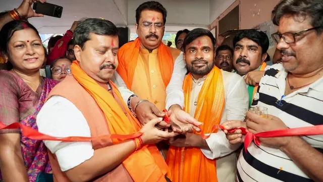 भाजपा ने बांकीपुर उपचुनाव के लिए 40 स्टार प्रचारक उतारे, नितिन-सम्राट के साथ पवन सिंह और मैथिली ठाकुर संभालेंगे मोर्चा