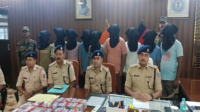 जामताड़ा में नौ साइबर अपराधी गिरफ्तार, लॉ की पढ़ाई करने आया दामाद बना ठग