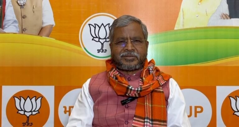 बाबूलाल मरांडी ने लोकायुक्त को लिखा पत्र, IFS अधिकारी राजीव लोचन बख्शी के खिलाफ कार्रवाई की मांग