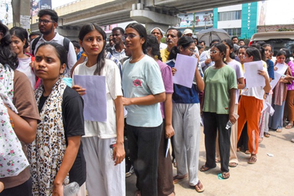 NEET पेपर लीक: 4 राज्यों में फास्ट ट्रैक कोर्ट बनेंगी, रोजाना होगी सुनवाई