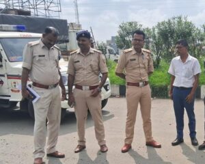 नेवरी रिंग रोड गोलंबर पर दिशोम गुरु की 13 फीट ऊंची प्रतिमा निर्माण शुरू