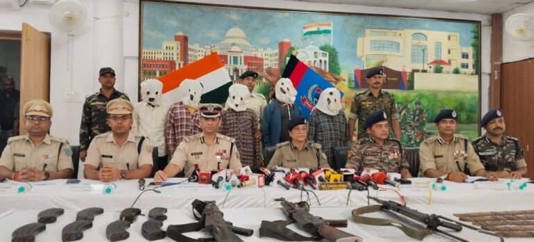 झारखंड में नक्सलवाद पर सबसे बड़ी चोट, 2.20 करोड़ के इनामी मिसिर बेसरा समेत पांच माओवादी गिरफ्तार