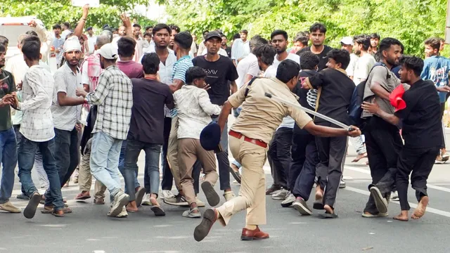 पटना में छात्रों के बवाल के बाद हाई अलर्ट, सभी जिलों के एसपी को सतर्क रहने का निर्देश