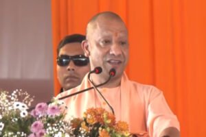 गिरगिट सा रंग बदलने वाले एक दिन पिछड़ा और पंडित के बाद P से पाकिस्तान भी कर देंगे, योगी का सपा पर तंज