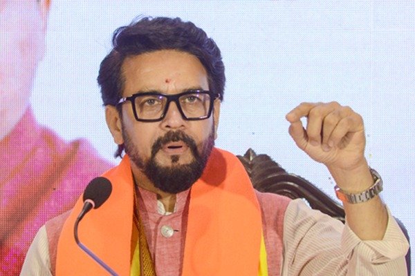 राहुल गांधी से मर्यादित भाषा की उम्मीद कोई नहीं करताः अनुराग ठाकुर