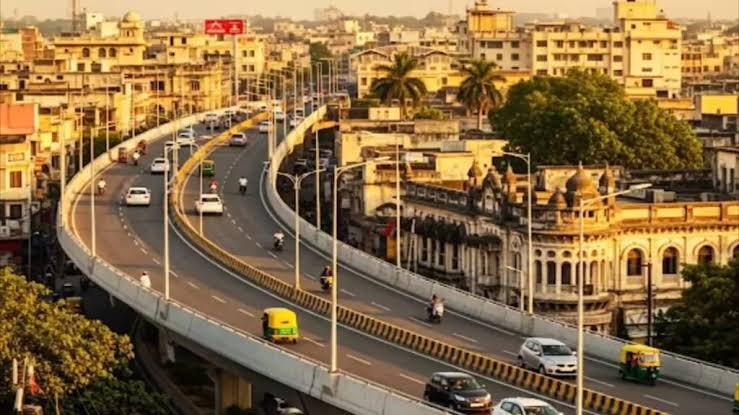 वाराणसी में गंगा एलिवेटेड कॉरिडोर से सीधे विश्वनाथ मंदिर तक पहुंच सकेंगे वाहन