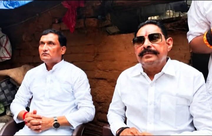 अनंत सिंह ने खोला मोर्चा, नीरज कुमार के खिलाफ डॉ. अनुज सिंह को समर्थन