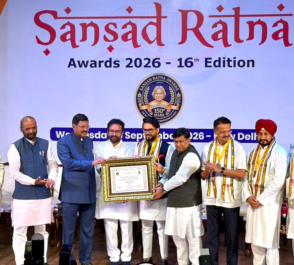 अनुराग ठाकुर को उत्कृष्ट संसदीय योगदान के लिए मिला संसद रत्न पुरस्कार