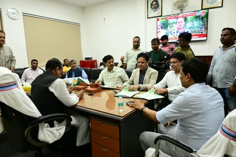 झारखंड में एक कॉल पर मिलेगा ब्लड, स्वास्थ्य विभाग ने किया एमओयू
