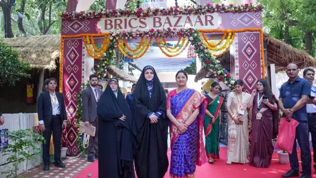 ब्रिक्स बाजार पहुंचीं ईरानी राष्ट्रपति की बेटी, मंत्री अन्नपूर्णा देवी ने की मेजबानी