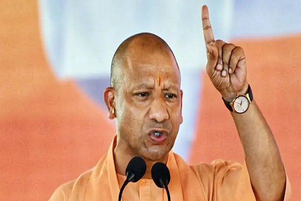 नकारात्मक ताकतें जाति के नाम पर समाज और महापुरुषों को बांटेंगी, हमें विभाजन नहीं होने देना है : योगी