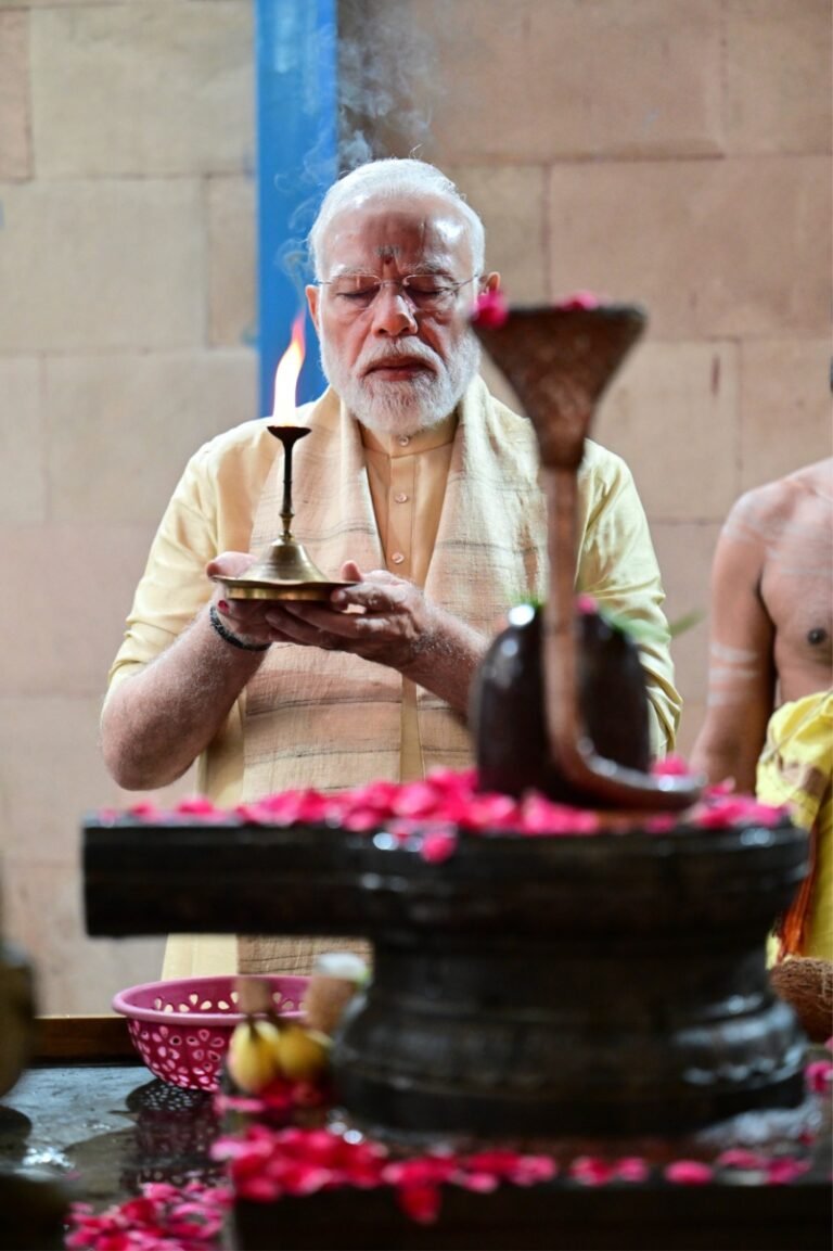 न रुकूंगा, न थकूंगा, न पथ से डिगूंगा’, जनसेवा के 25 साल पूरे होने पर PM मोदी ने बताया विकसित भारत का मंत्र