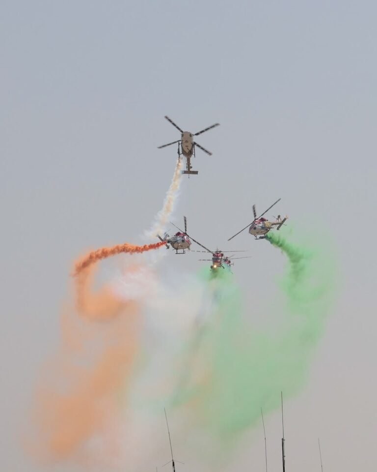बदलते युद्ध के दौर में सिर्फ हथियार नहीं, तकनीक और आत्मनिर्भरता जरूरी: राजनाथ