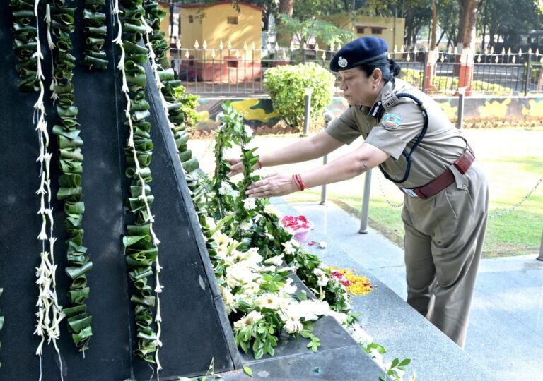 पुलिस संस्मरण दिवस पर झारखंड के तीन शहीद जवानों को श्रद्धांजलि