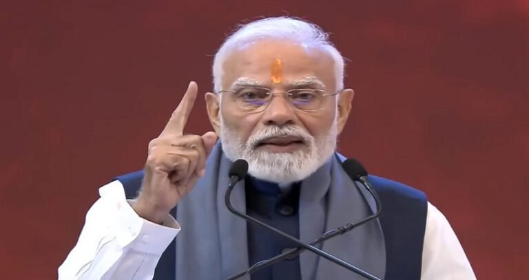 विभाजक ताकतों के खिलाफ समाज को एकजुट करना और आत्मनिर्भरता जरूरी: मोदी